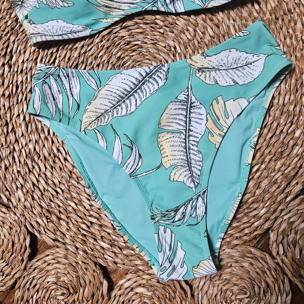 Cupshe NWT 2 Piece Bikini Size S - Picture 10 of 13